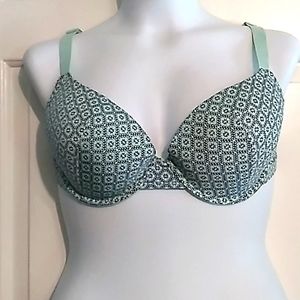 Beautiful Nwot Bra 42C
